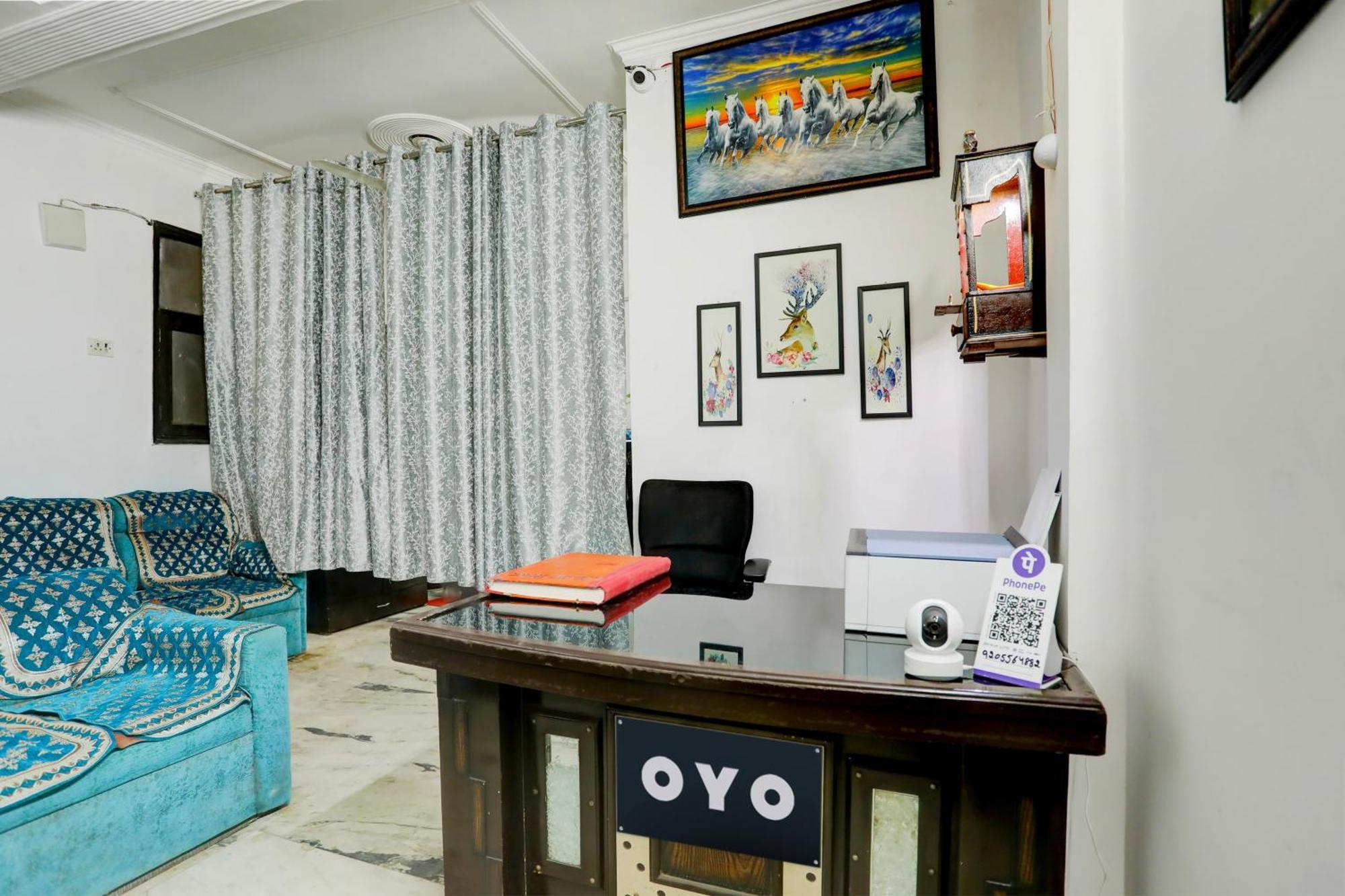 Hotel O Aura New Delhi